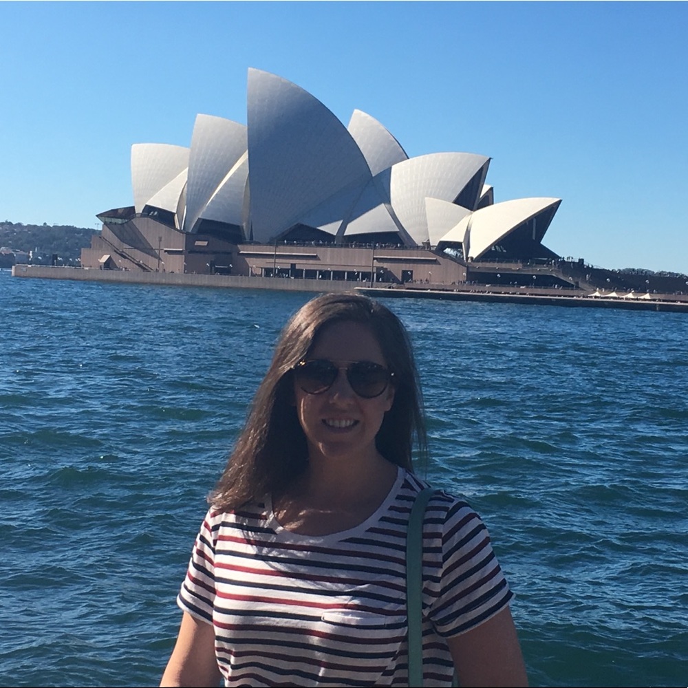 Meet your Posher, Julia